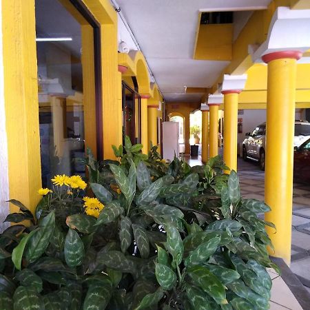 Hotel Real Jojutla Jojutla de Juarez Eksteriør billede