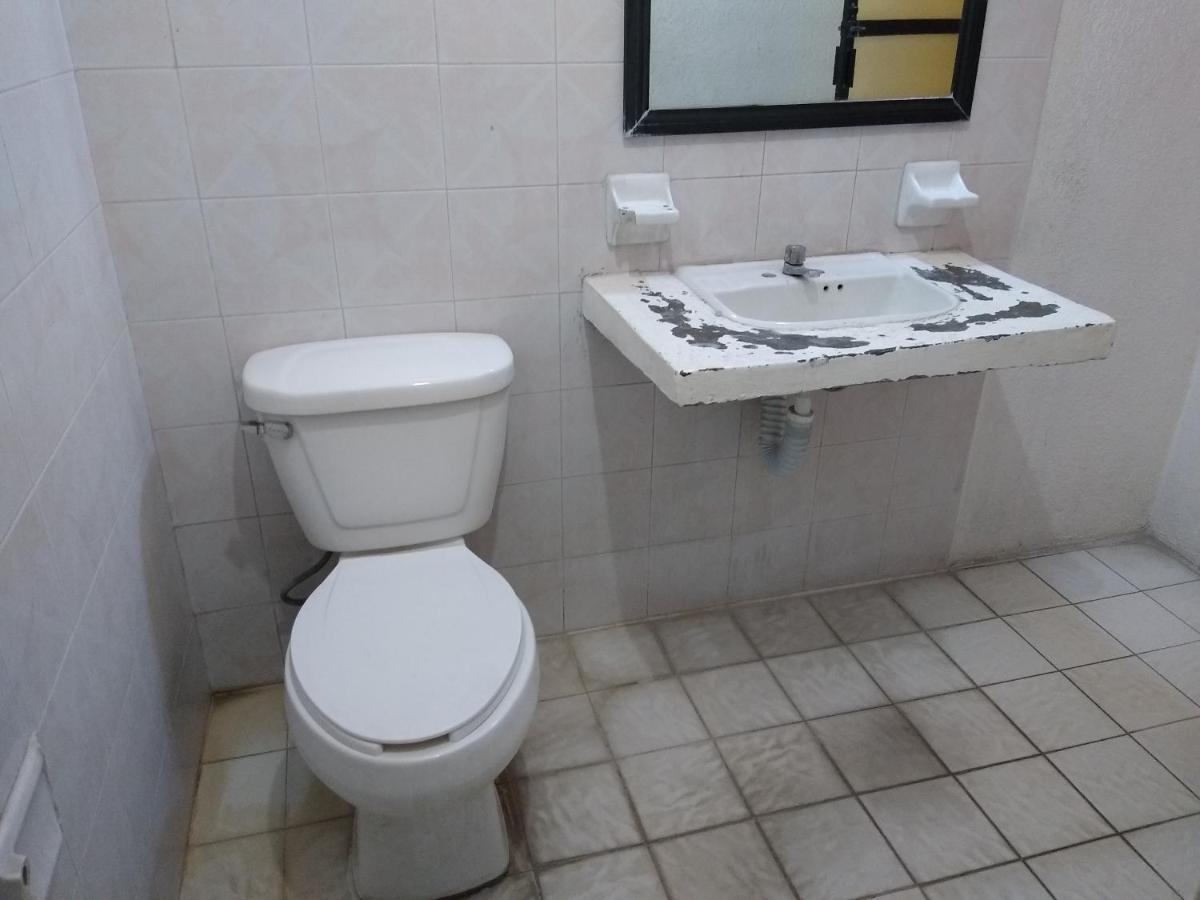 Hotel Real Jojutla Jojutla de Juarez Eksteriør billede